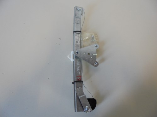 Alzacristallo porta post.  sx.