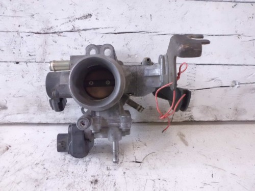 Corpo farfallato Corpo farfallato