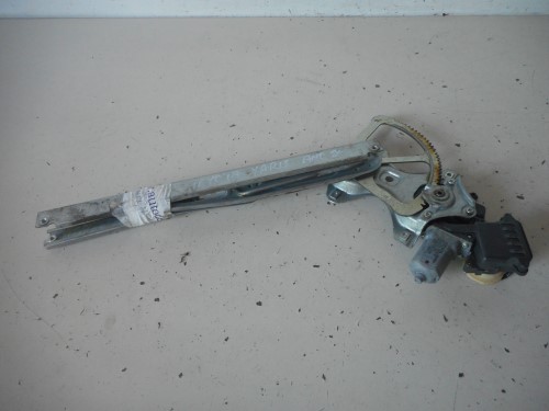 Alzacristallo elettr. porta ant. sx. Alzacristallo elettr. porta ant. sx.