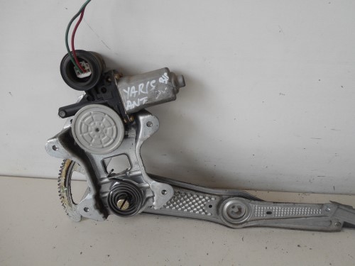 Alzacristallo elettr. porta ant.  dx. 