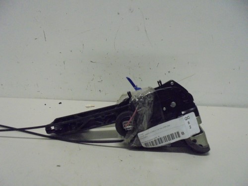 Serratura porta post.  sx.