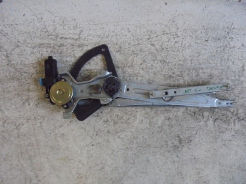 Alzacristallo elettr. porta ant. sx.