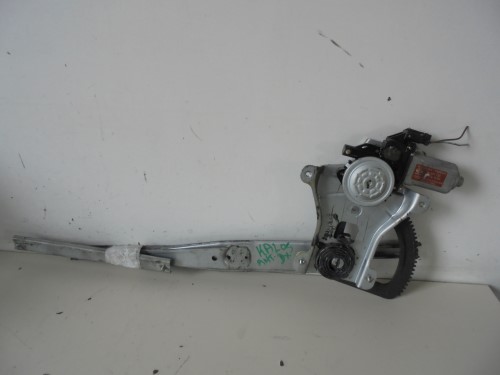 Alzacristallo elettr. porta ant. dx. Alzacristallo elettr. porta ant. dx.