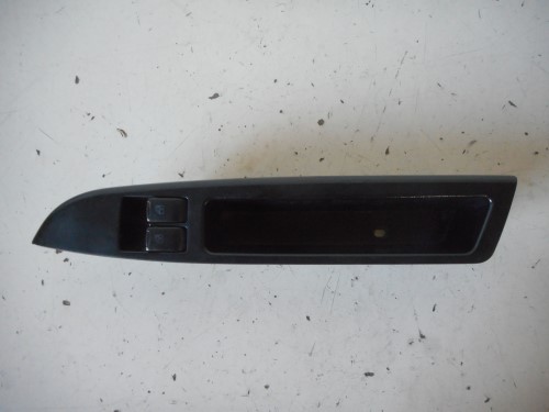 Interruttore alzacristalli porta ant  sx.