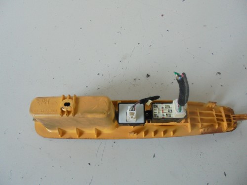 Interruttore alzacristalli porta ant 