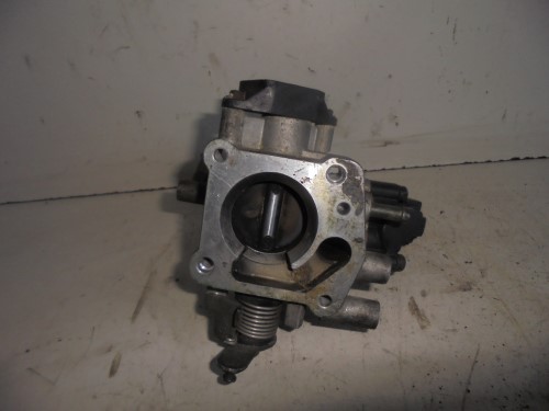 Corpo farfallato Corpo farfallato