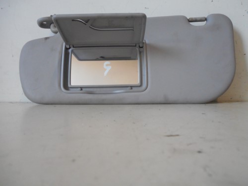 Aletta parasole parabrezza sx.