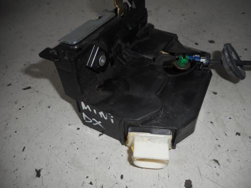 Serratura porta ant.  dx. 