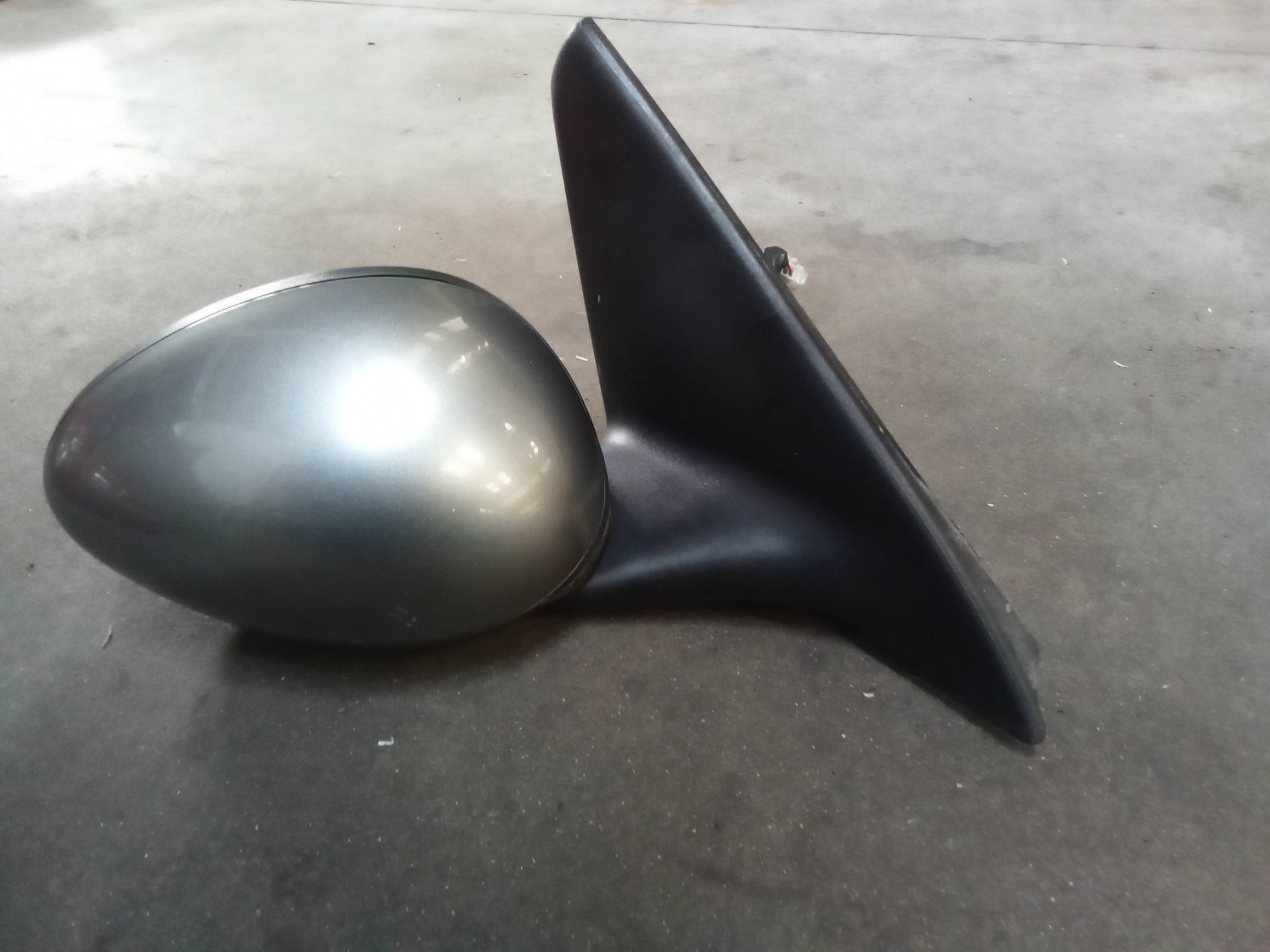 Retrovisore est. regolaz. elettr. dx.