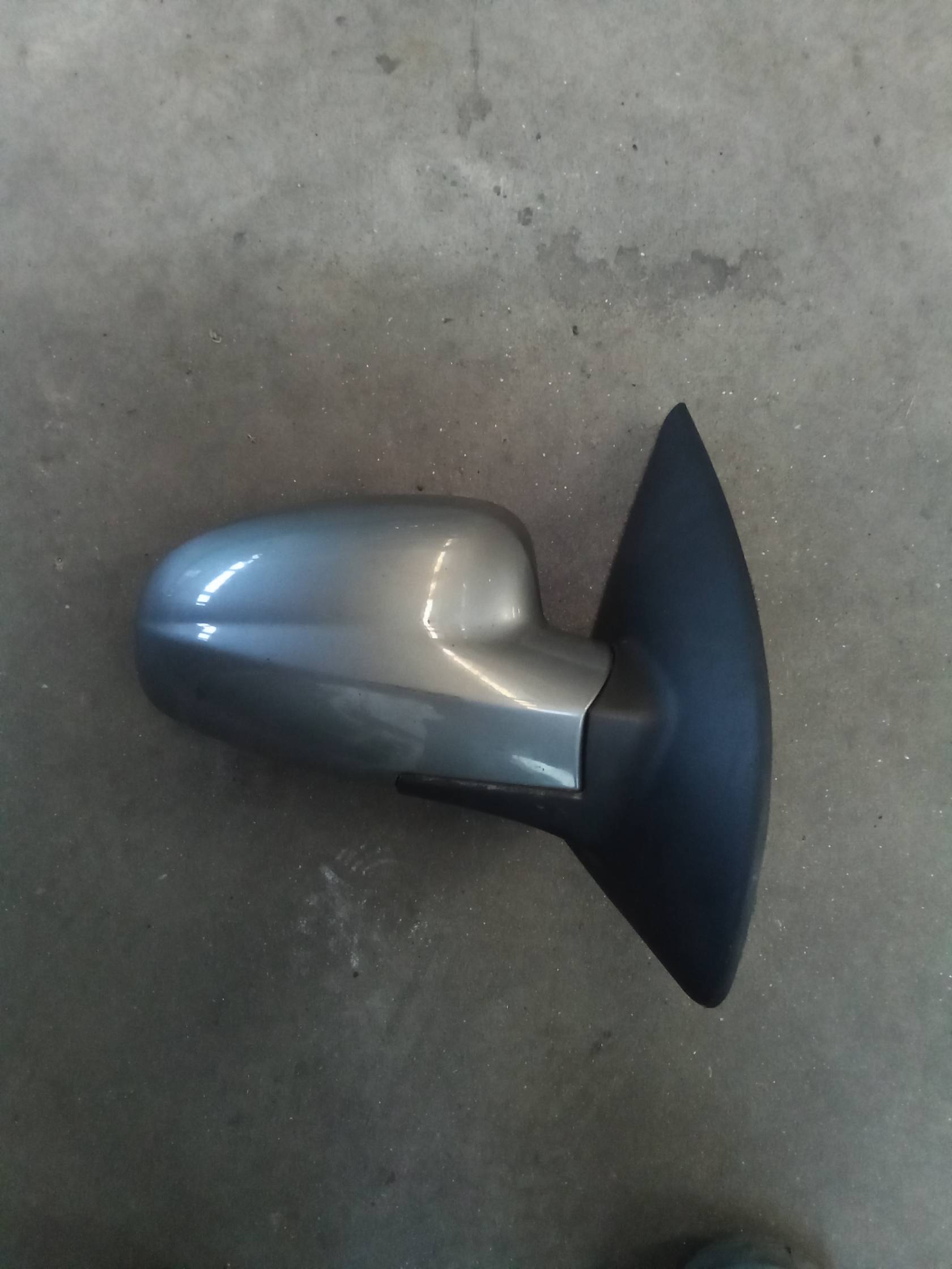 Retrovisore est. dx.