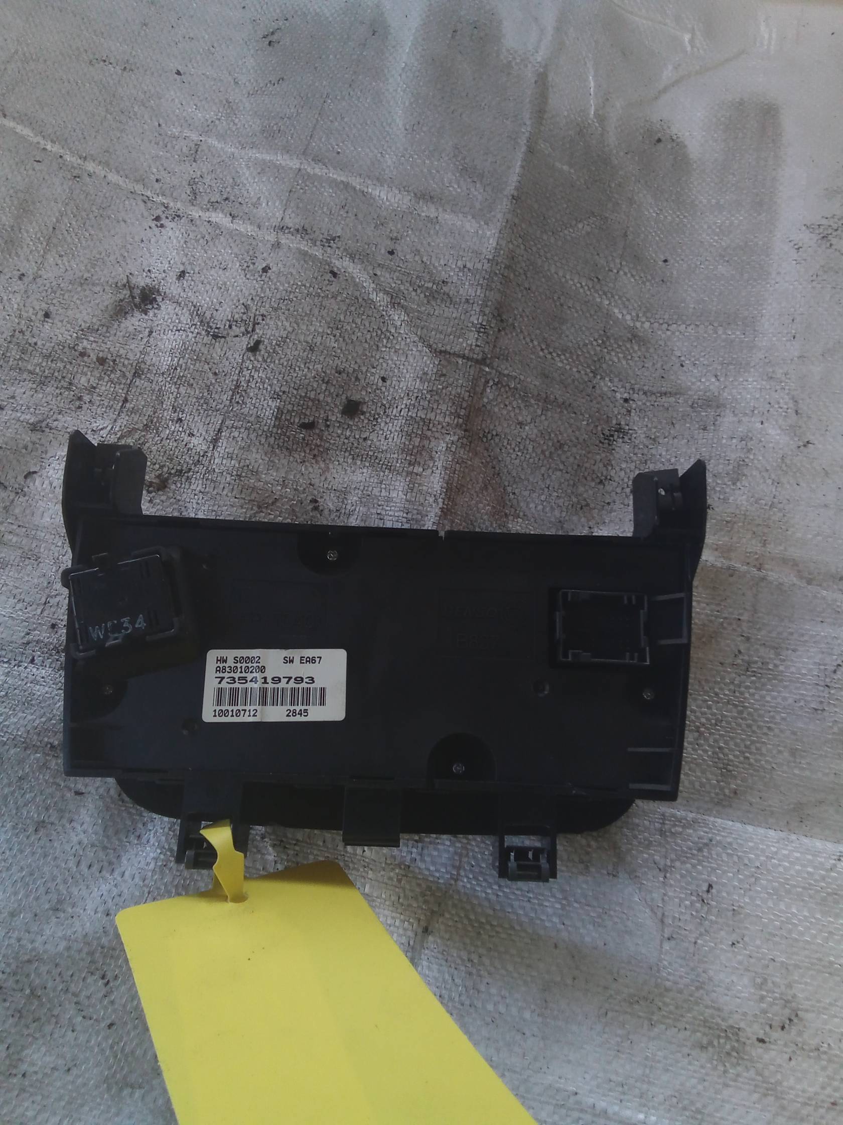 Blocco comando climatizzazione Blocco comando climatizzazione