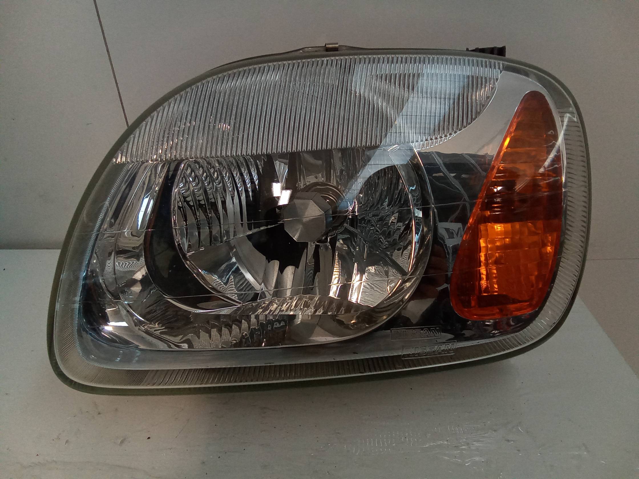 Fanale anteriore sinistro