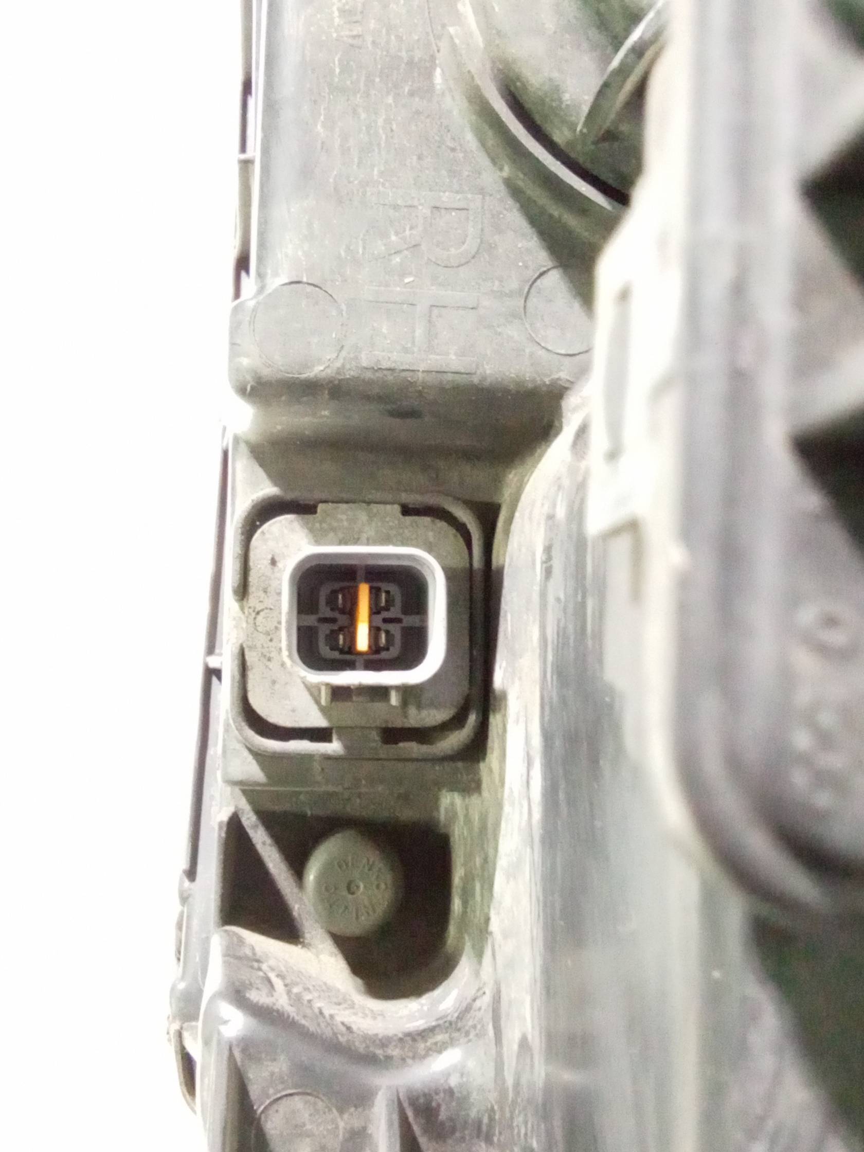 Fanale anteriore destro