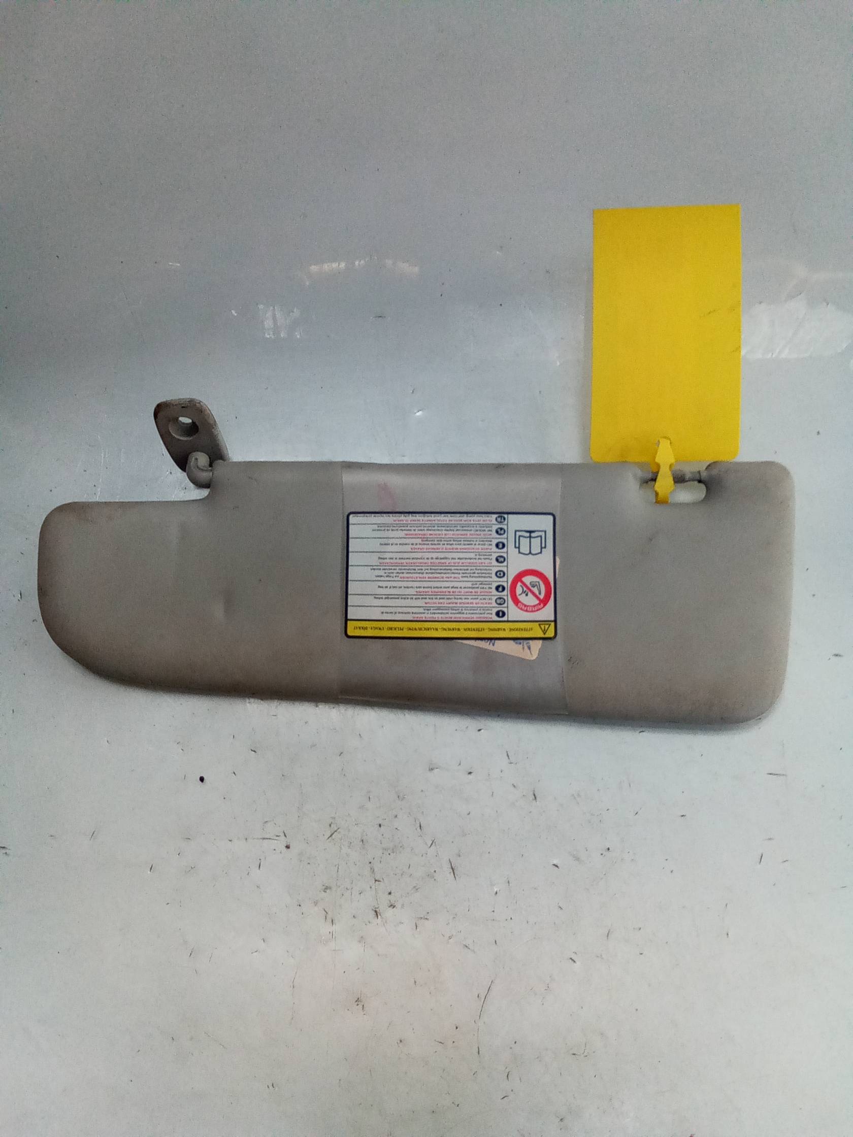 Aletta parasole parabrezza dx.