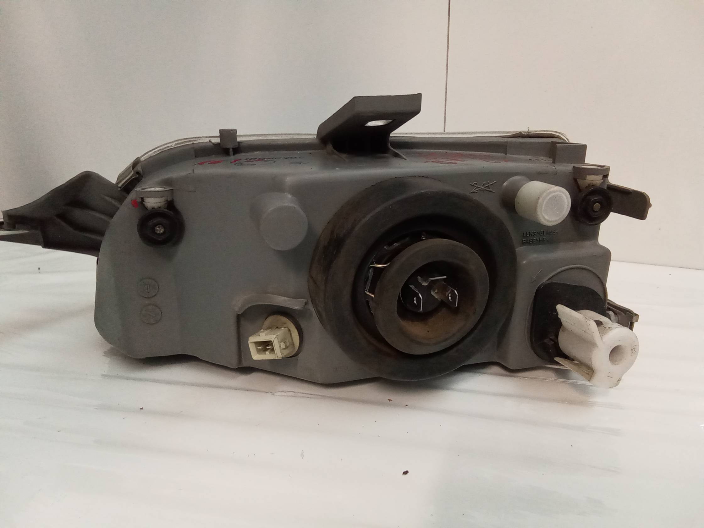 Fanale anteriore destro