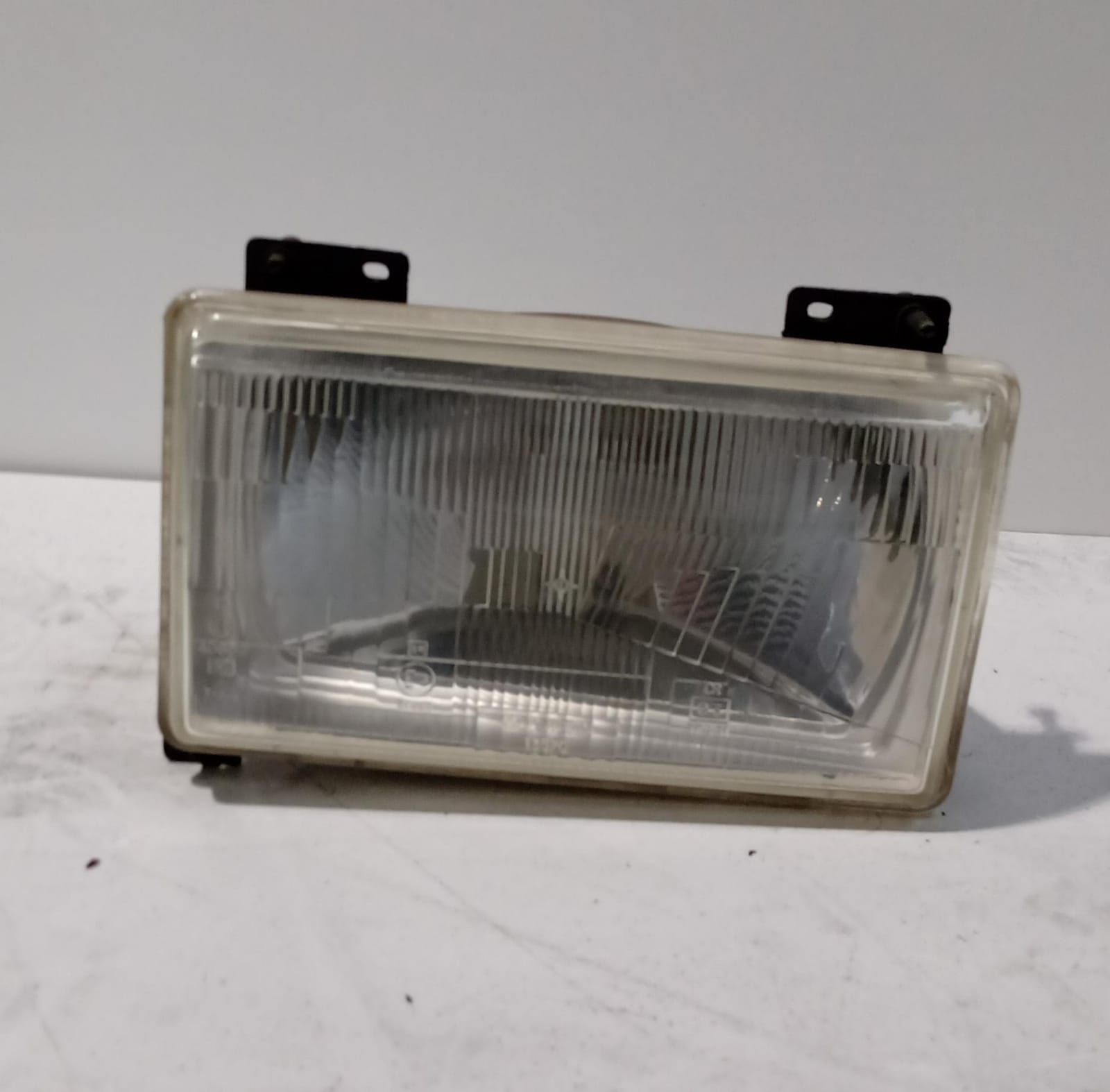 Fanale anteriore sinistro