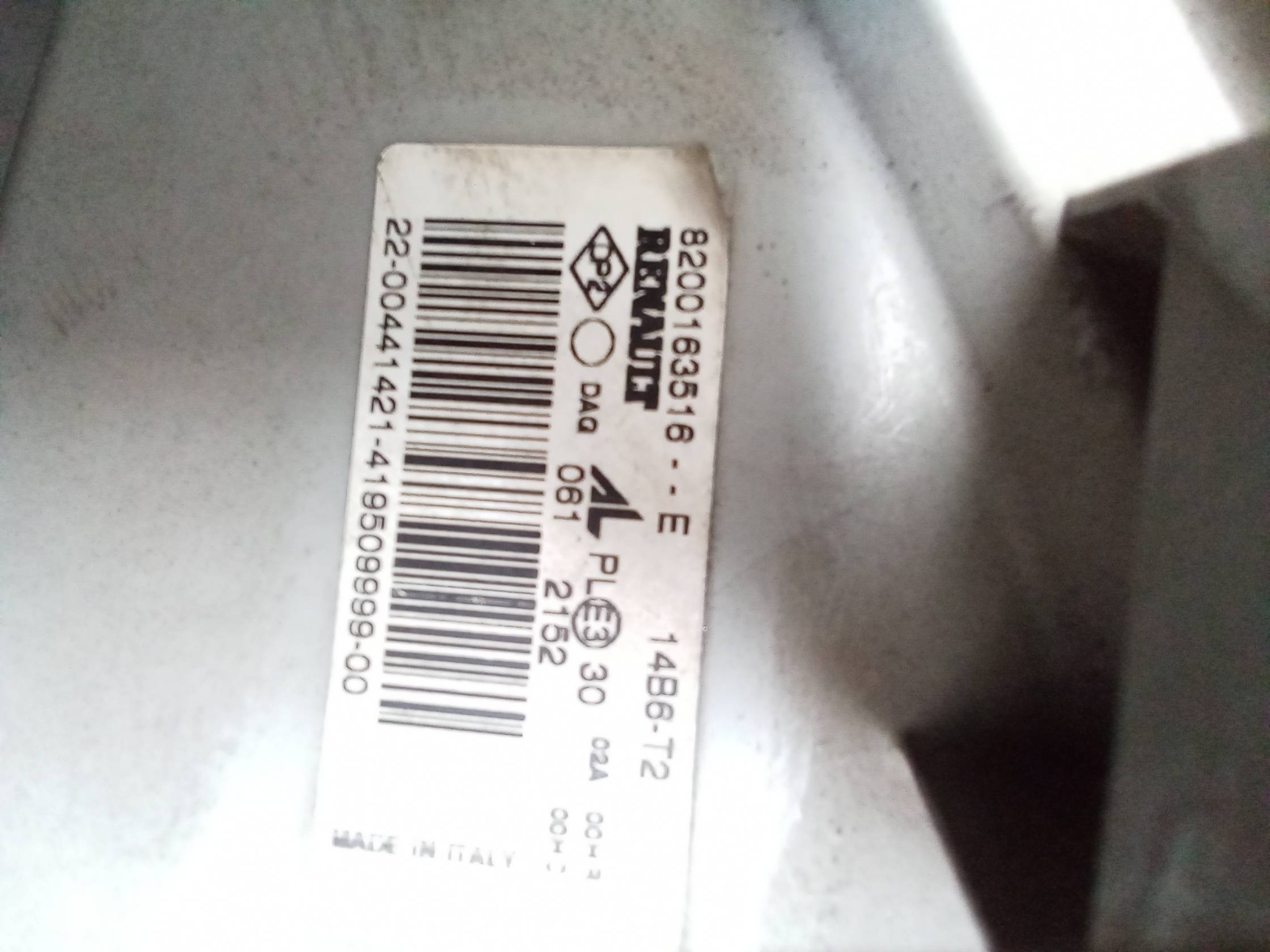 Fanale anteriore sinistro