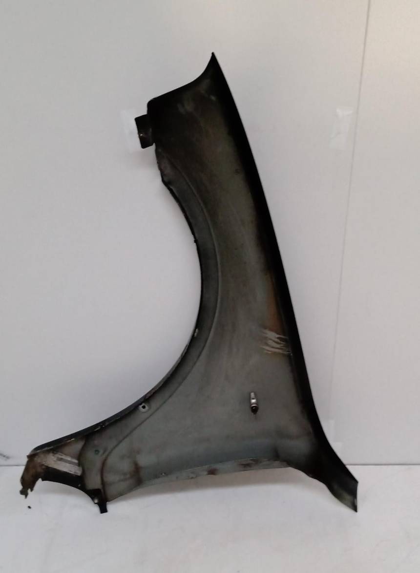 Parafango anteriore destro Parafango anteriore destro