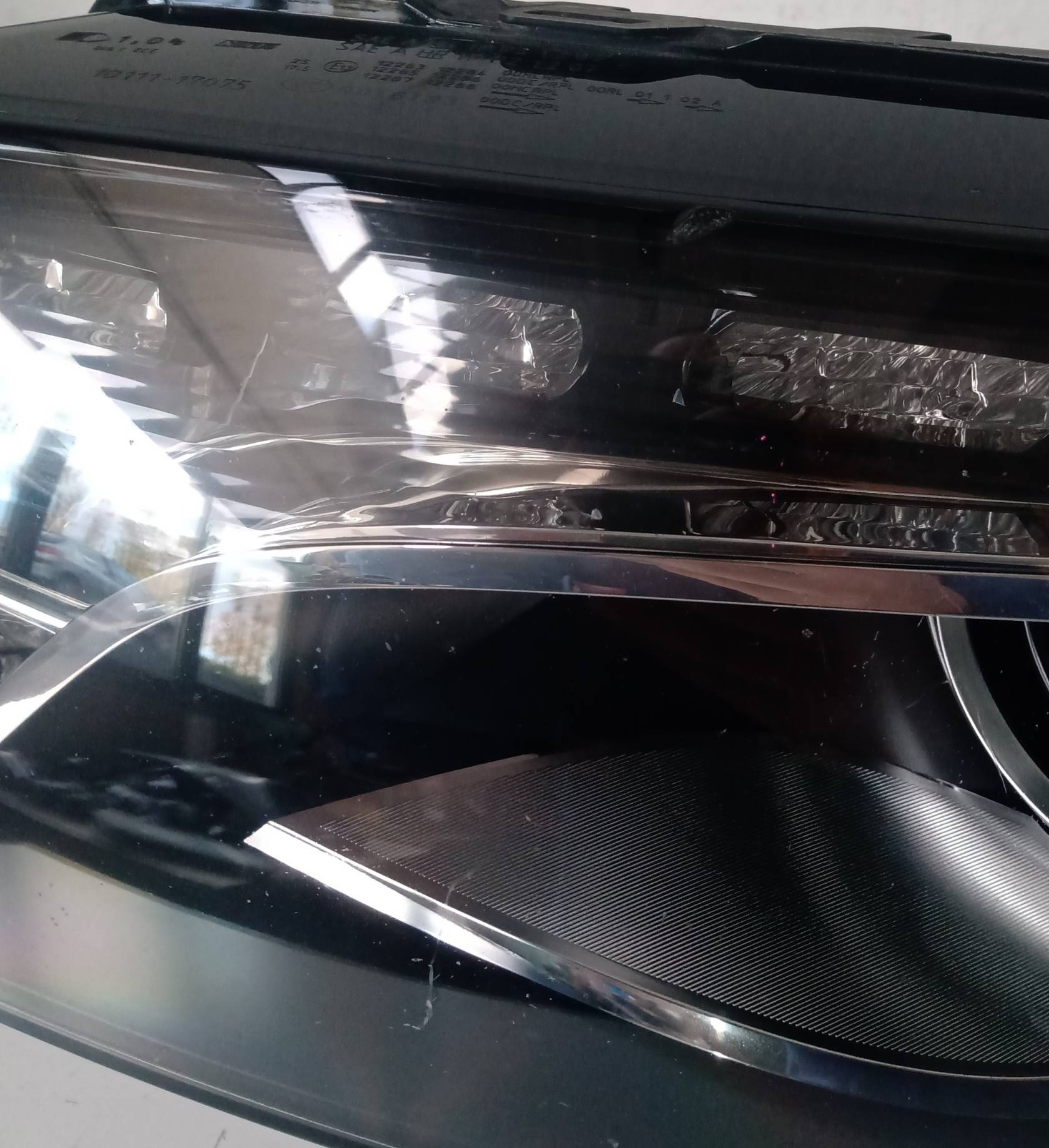 Fanale anteriore sinistro Bi-xeno