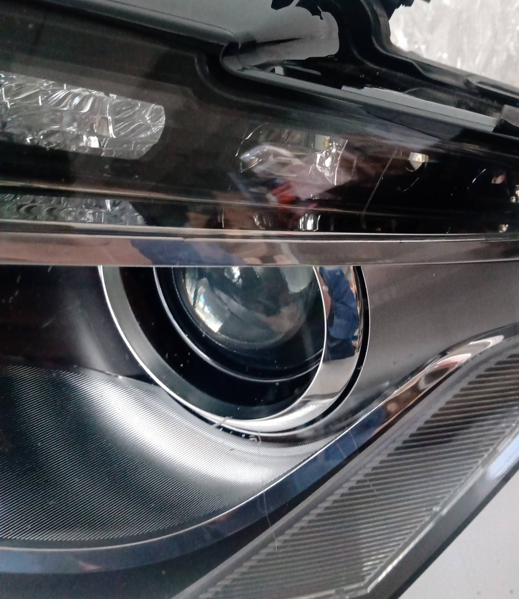 Fanale anteriore sinistro Bi-xeno