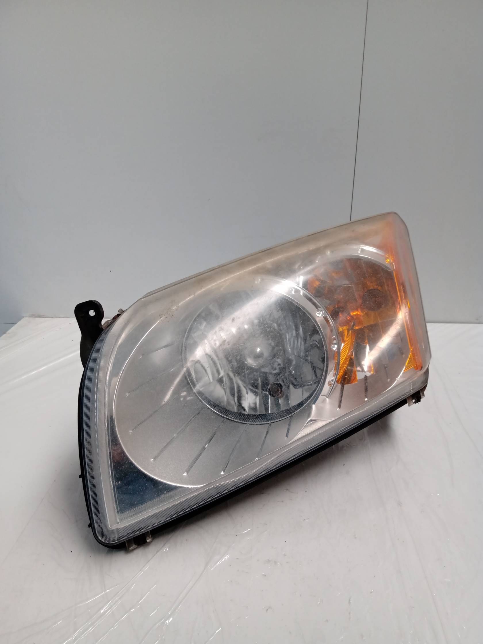 Fanale anteriore sinistro