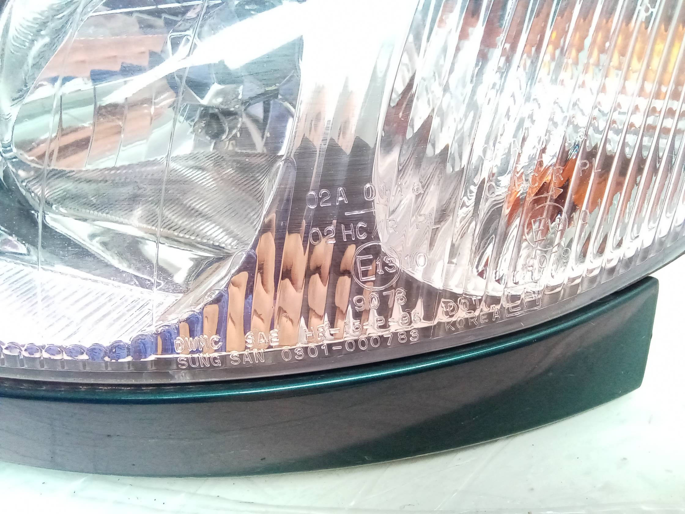 Fanale anteriore sinistro