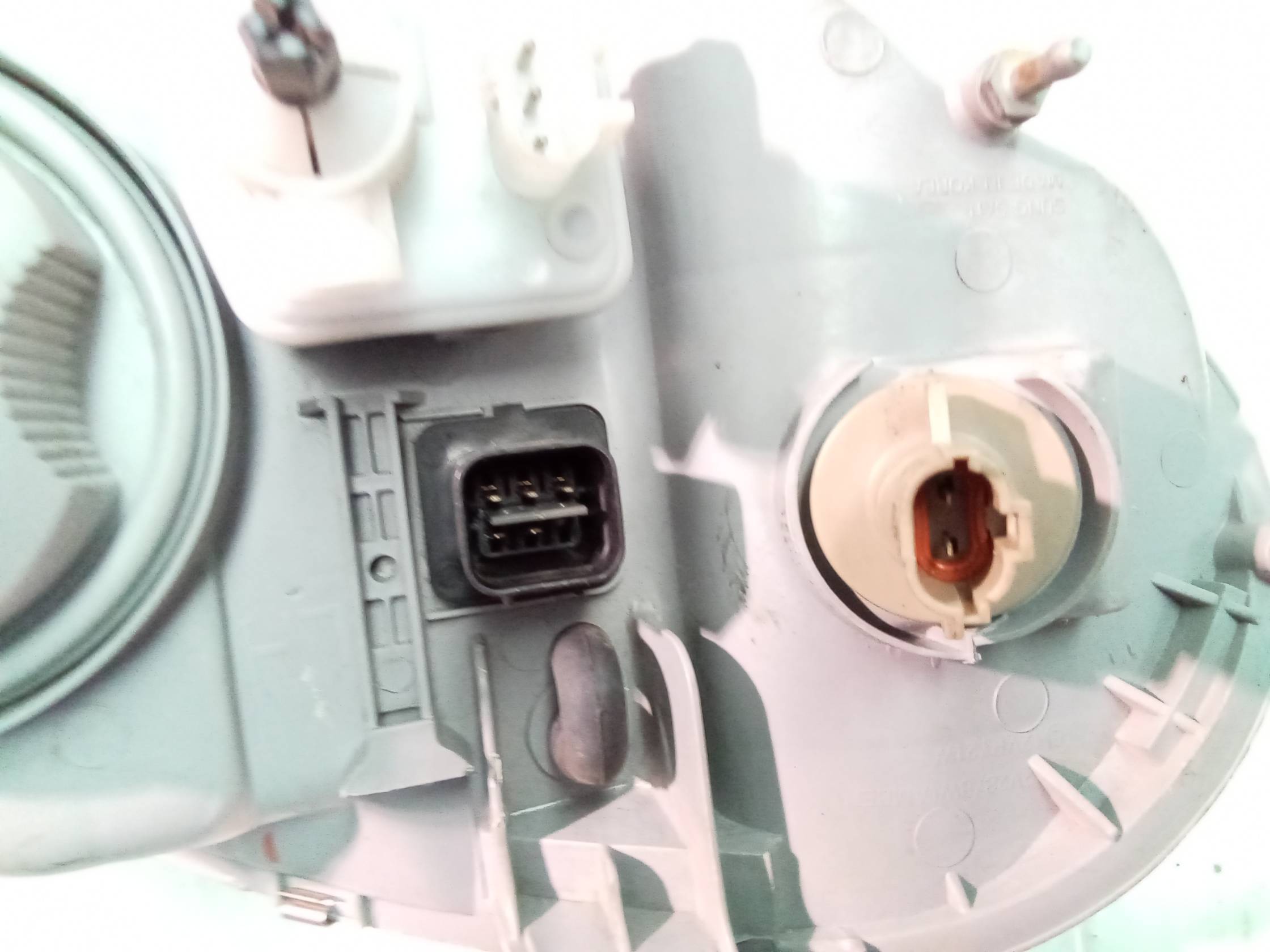 Fanale anteriore sinistro