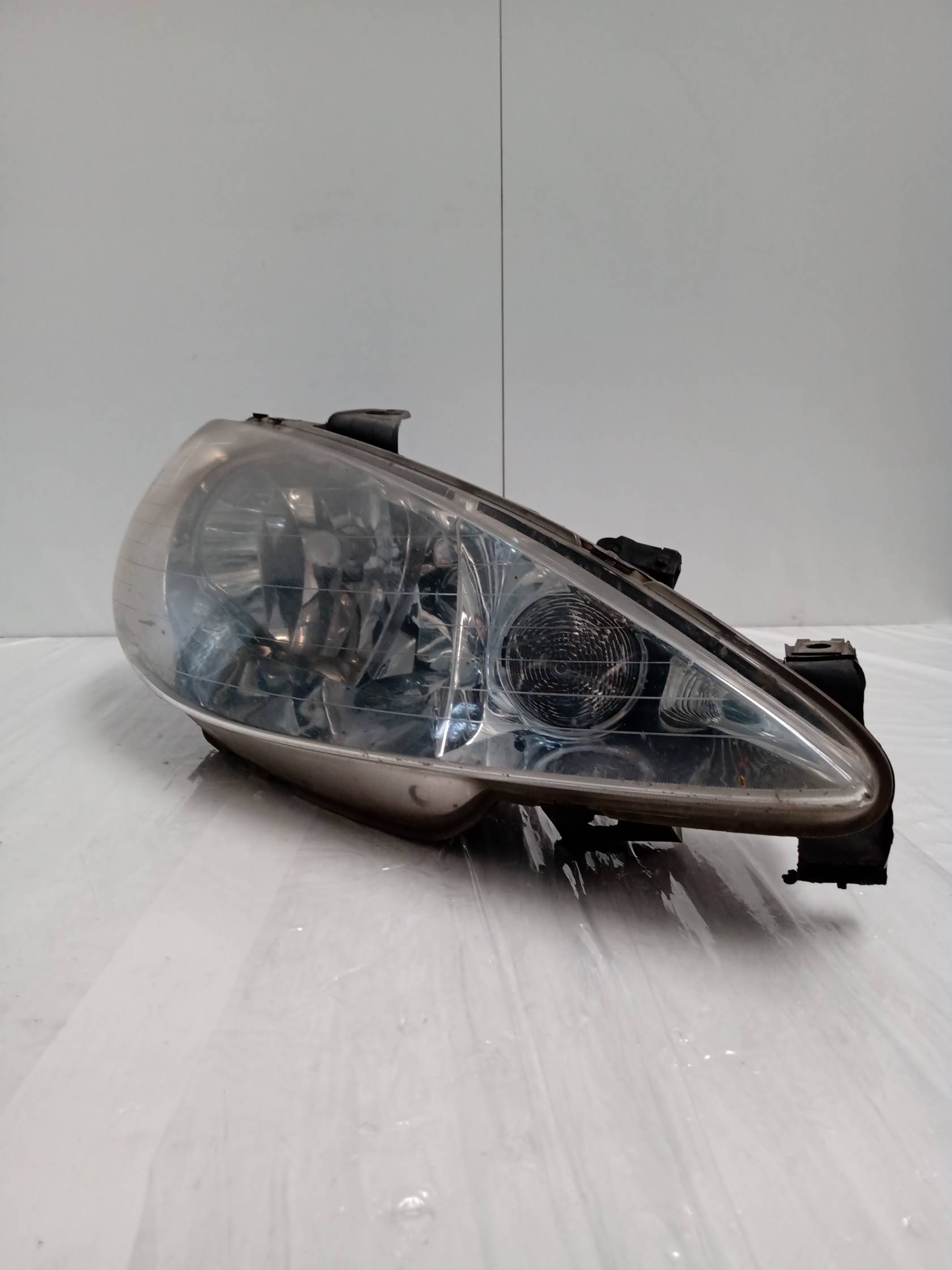 Fanale anteriore destro