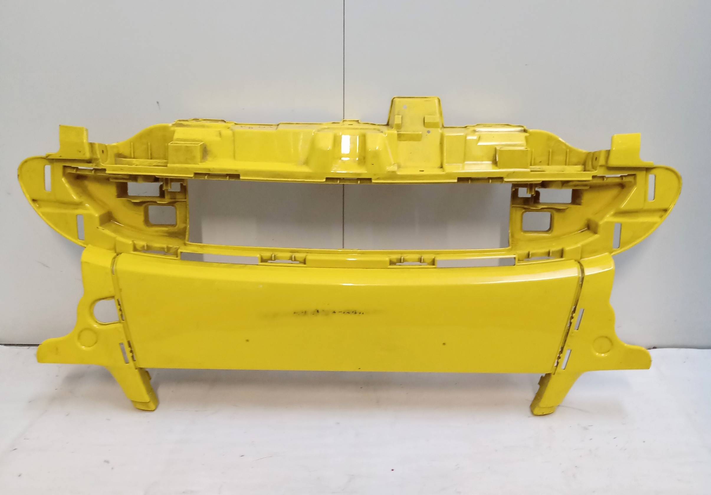 paraurti anteriore centrale