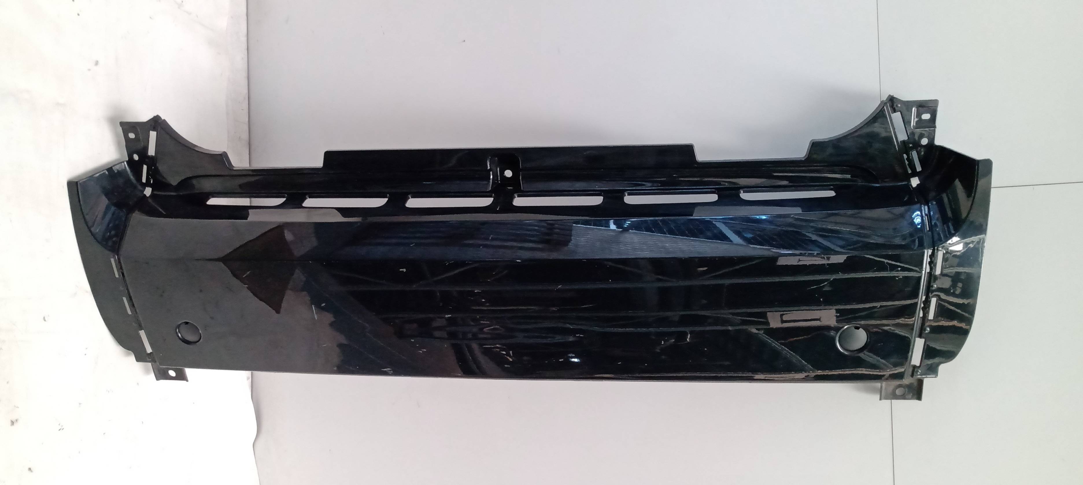 Paraurti posteriore centrale