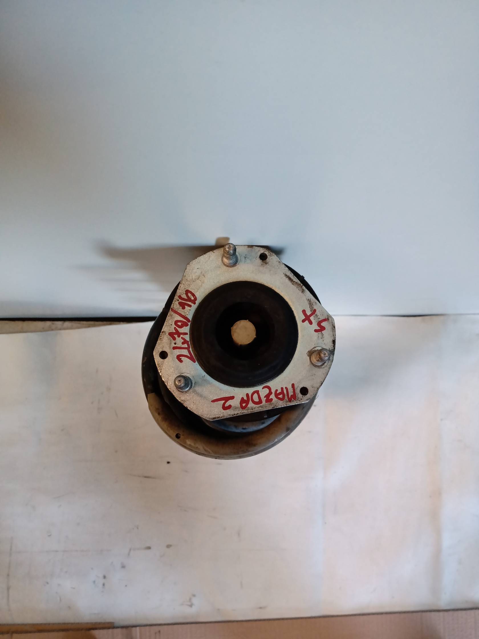 Ammortizzatore anteriore sinistro