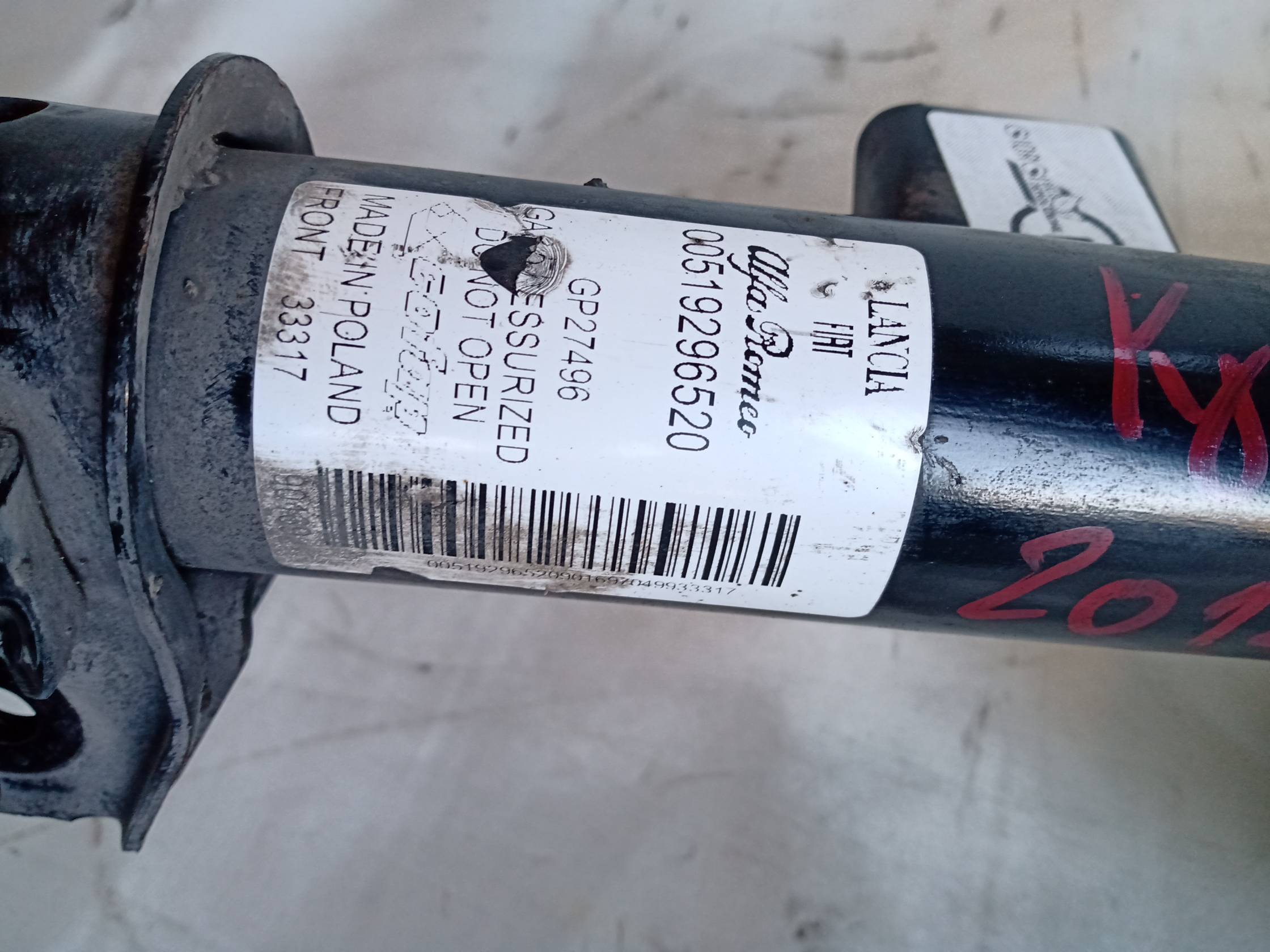 Ammortizzatore anteriore sinistro