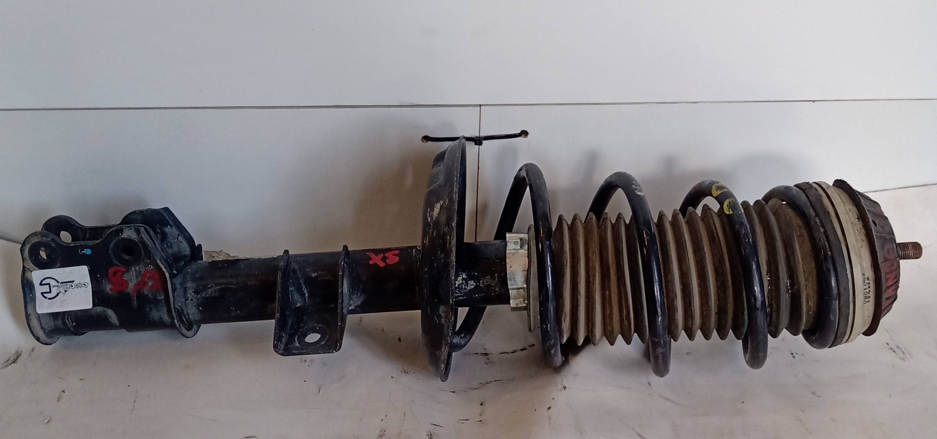 Ammortizzatore anteriore sinistro