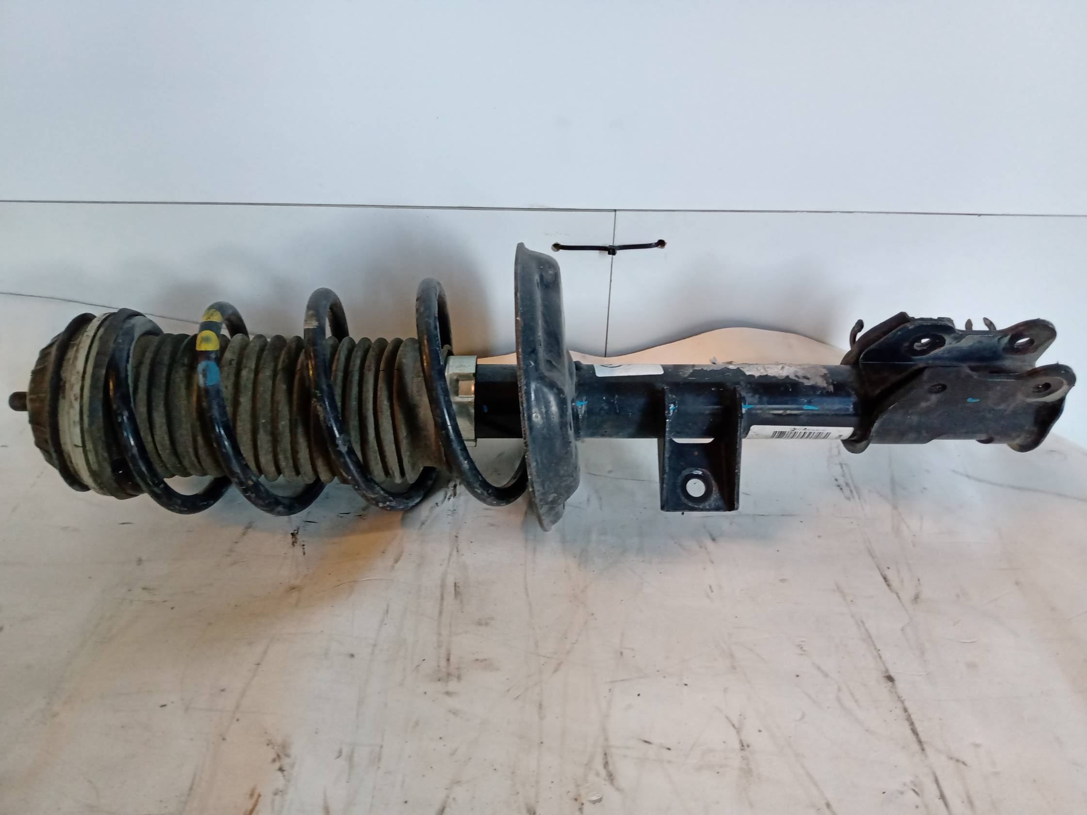 Ammortizzatore anteriore destro