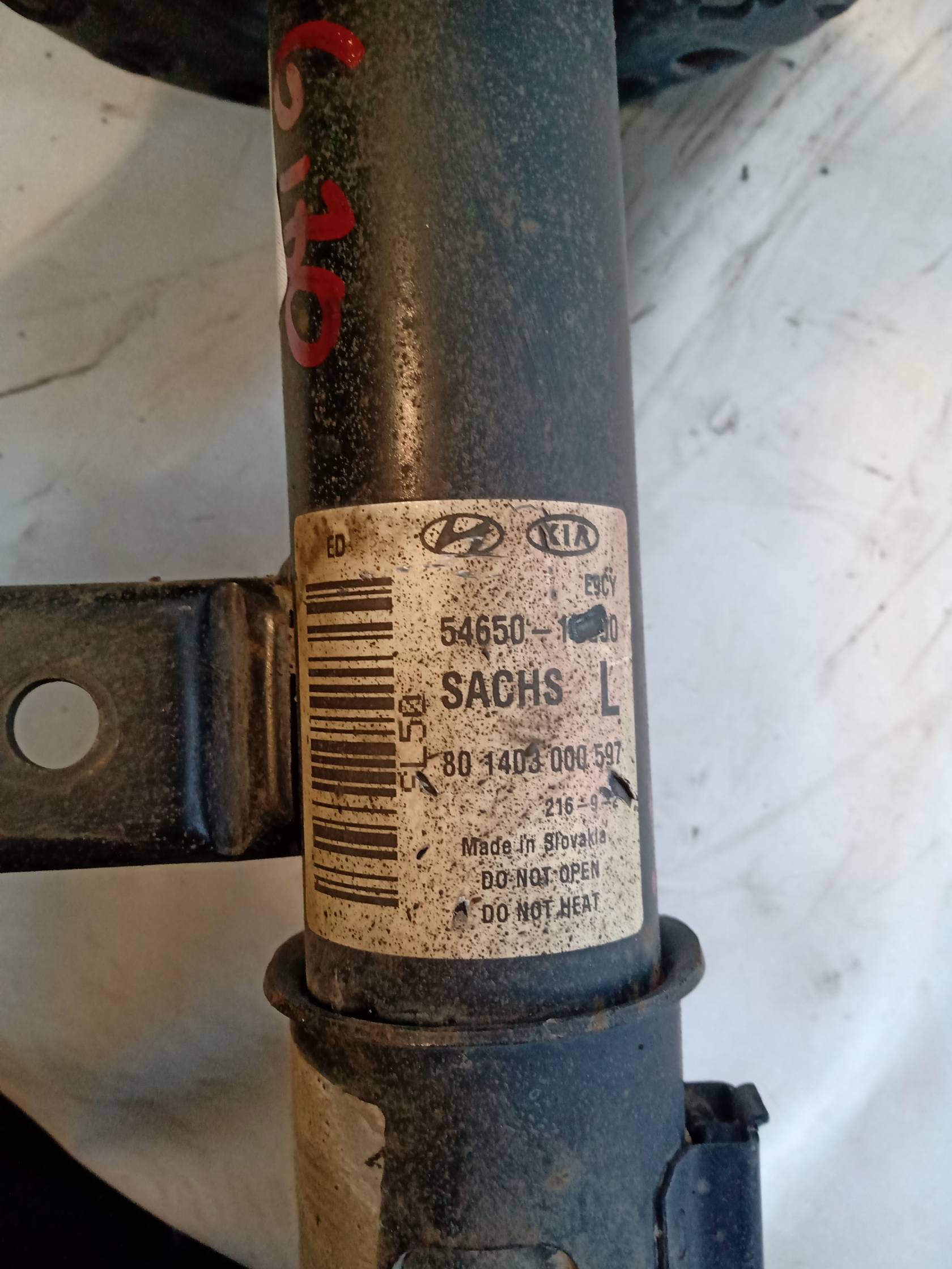 Ammortizzatore anteriore sinistro