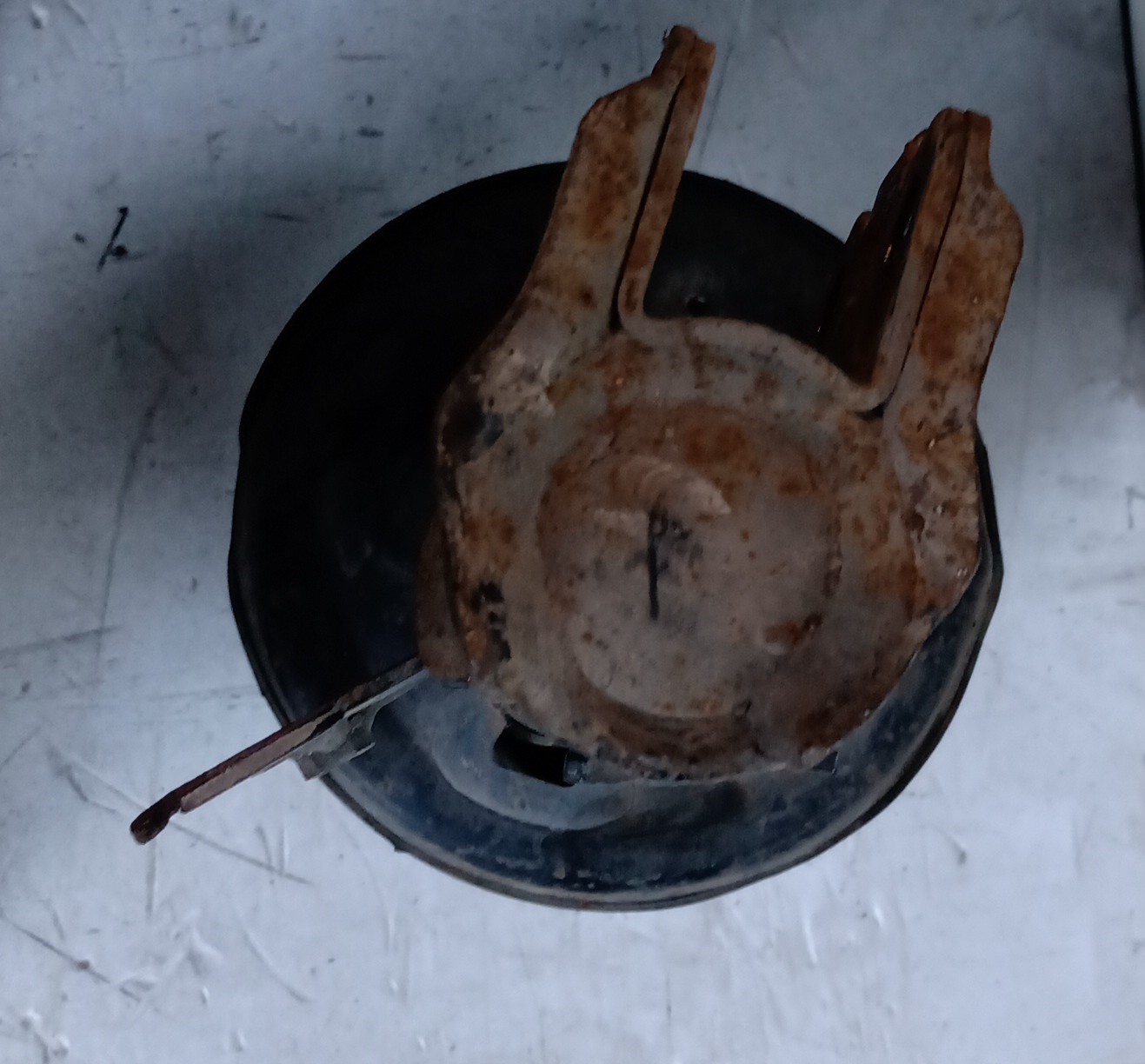 Ammortizzatore anteriore sinistro