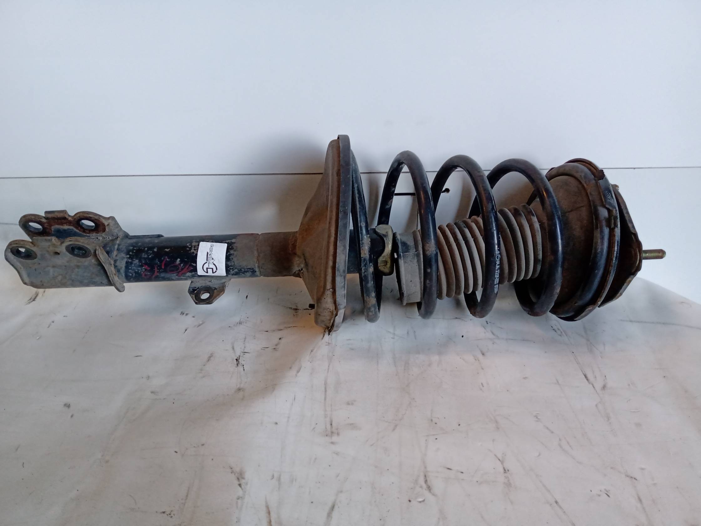 Ammortizzatore anteriore sinistro