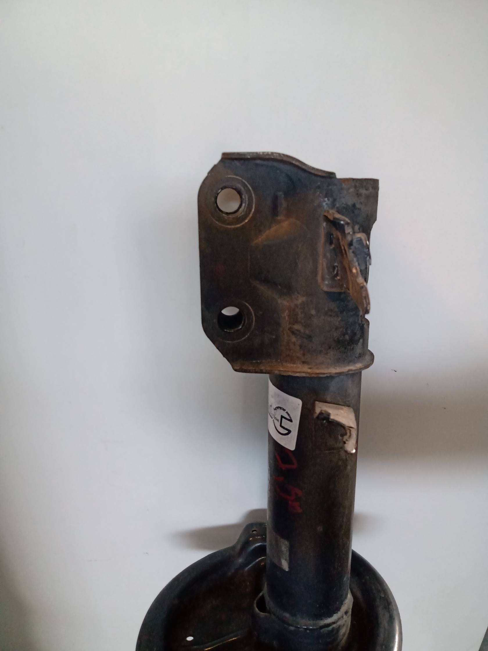 Ammortizzatore anteriore sinistro