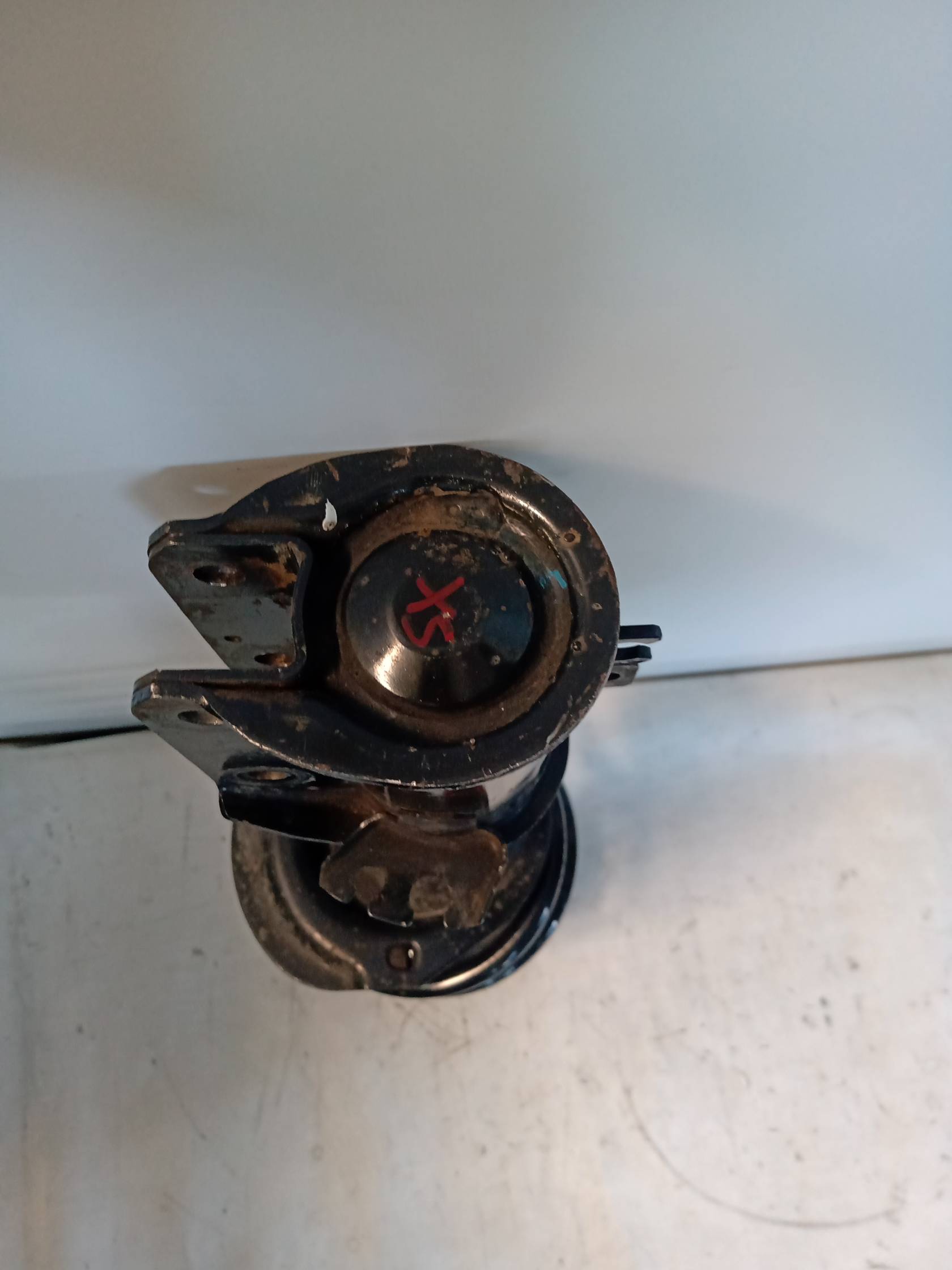 Ammortizzatore anteriore sinistro