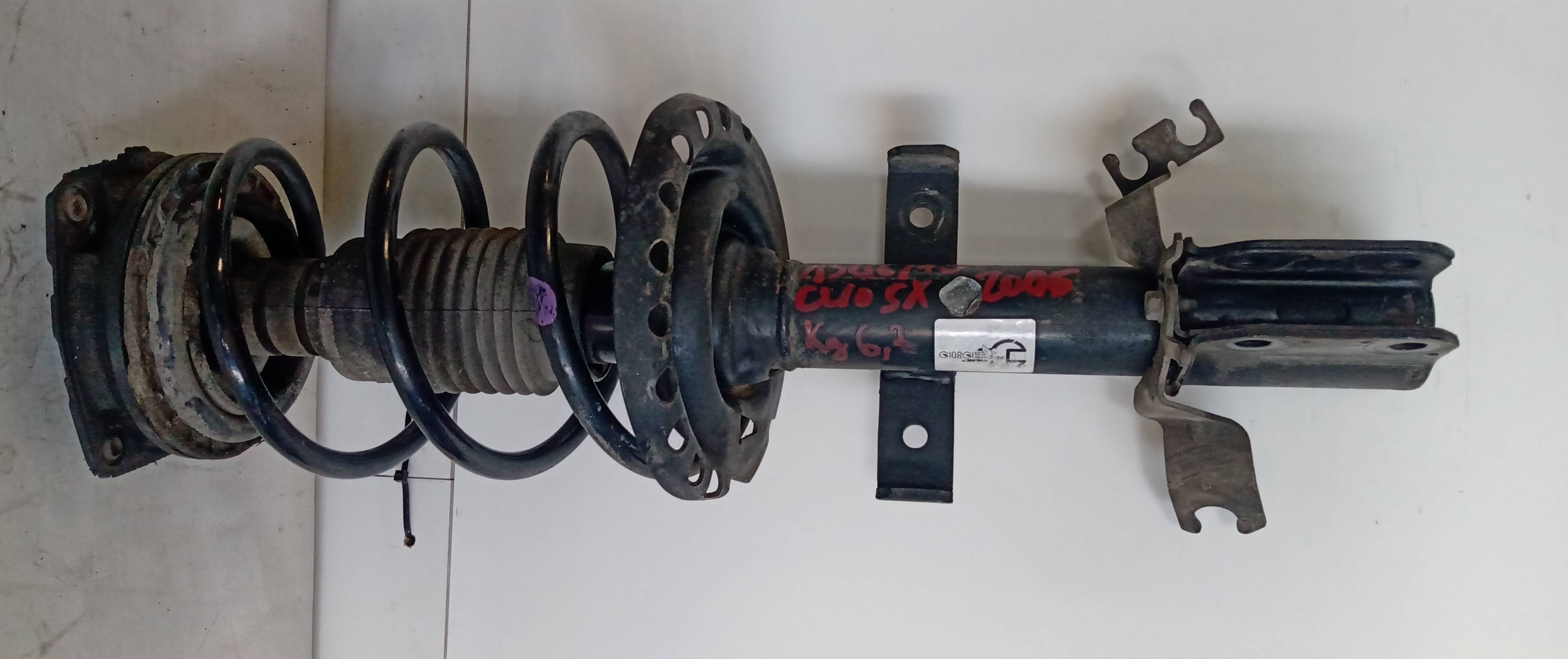 Ammortizzatore anteriore sinistro