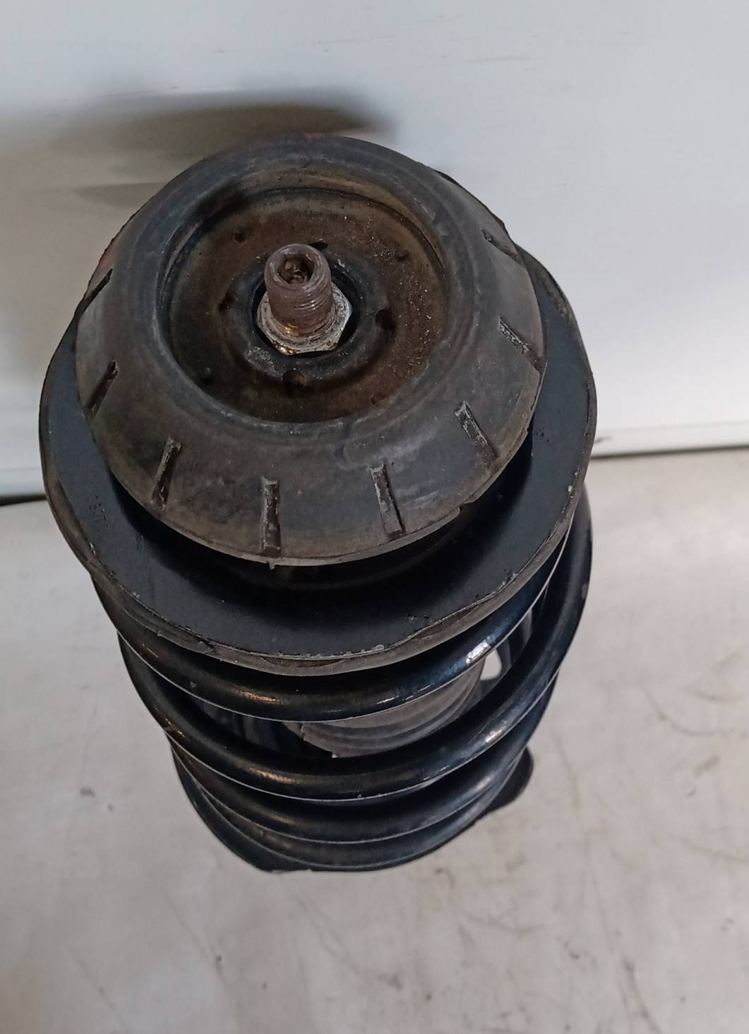 Ammortizzatore anteriore sinistro