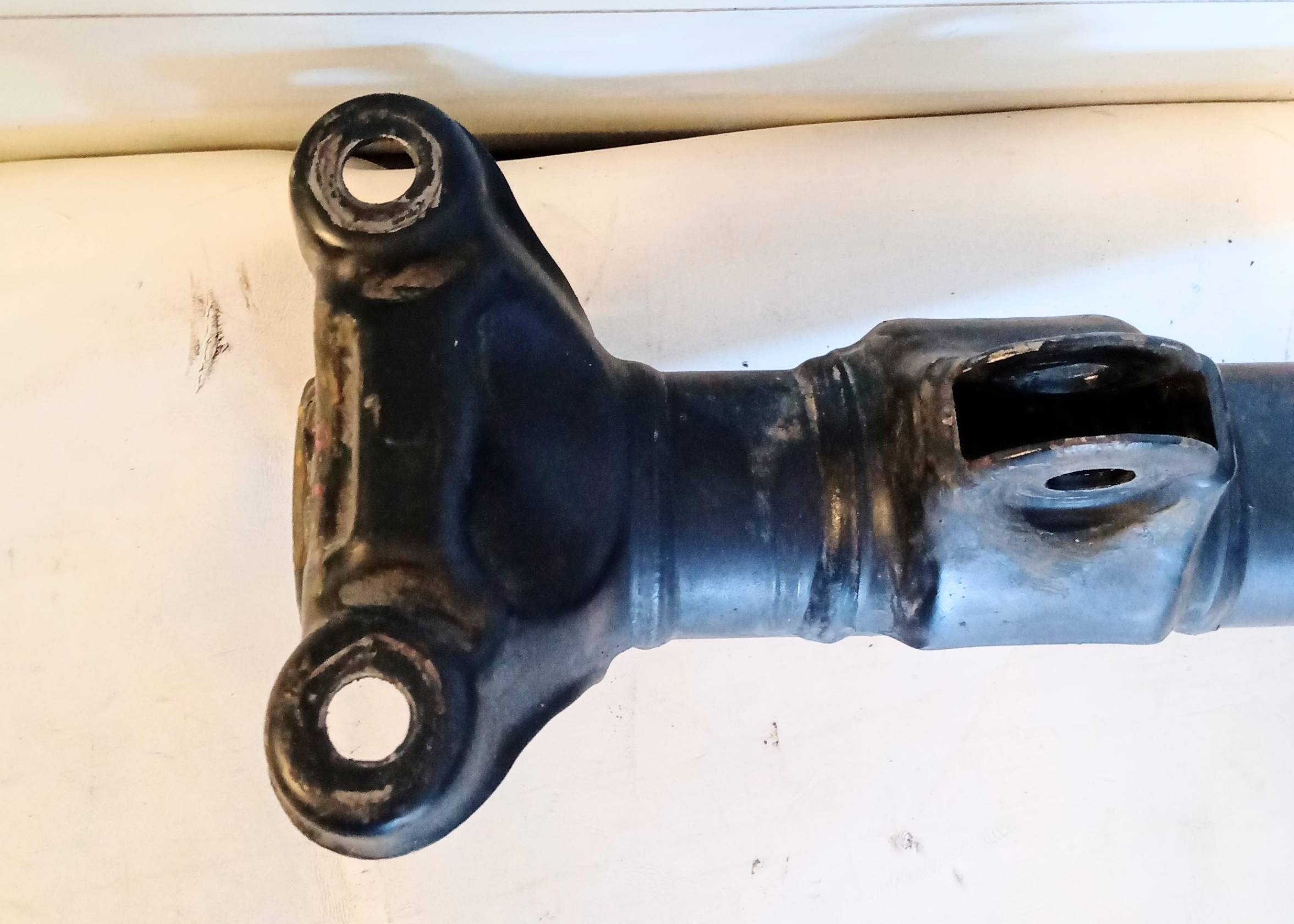 Ammortizzatore anteriore sinistro