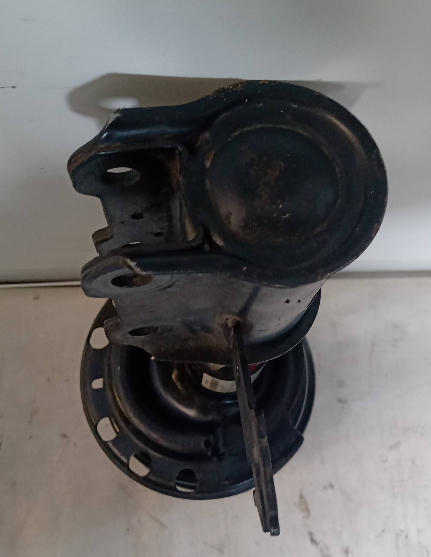 Ammortizzatore anteriore sinistro