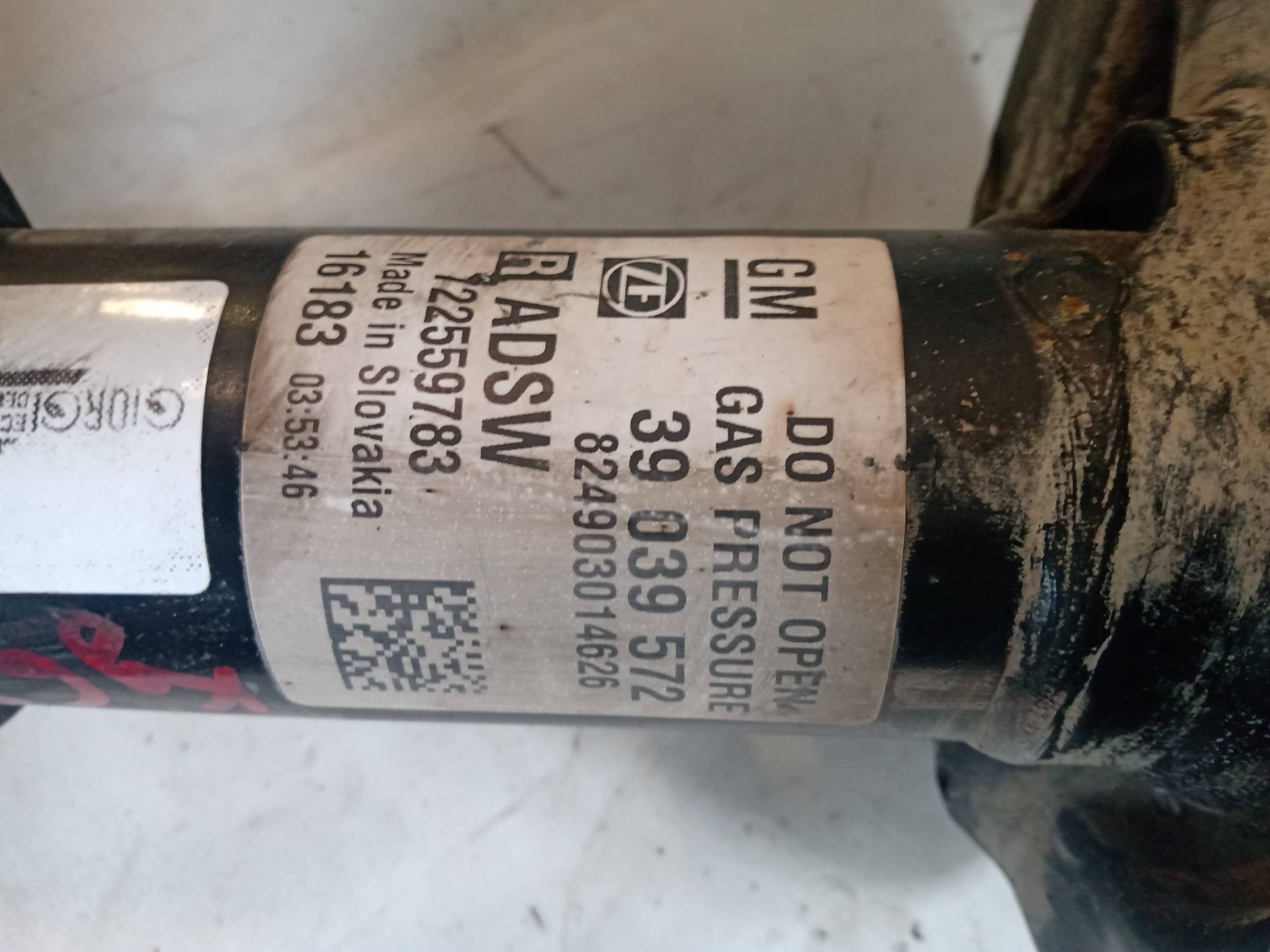 Ammortizzatore anteriore sinistro