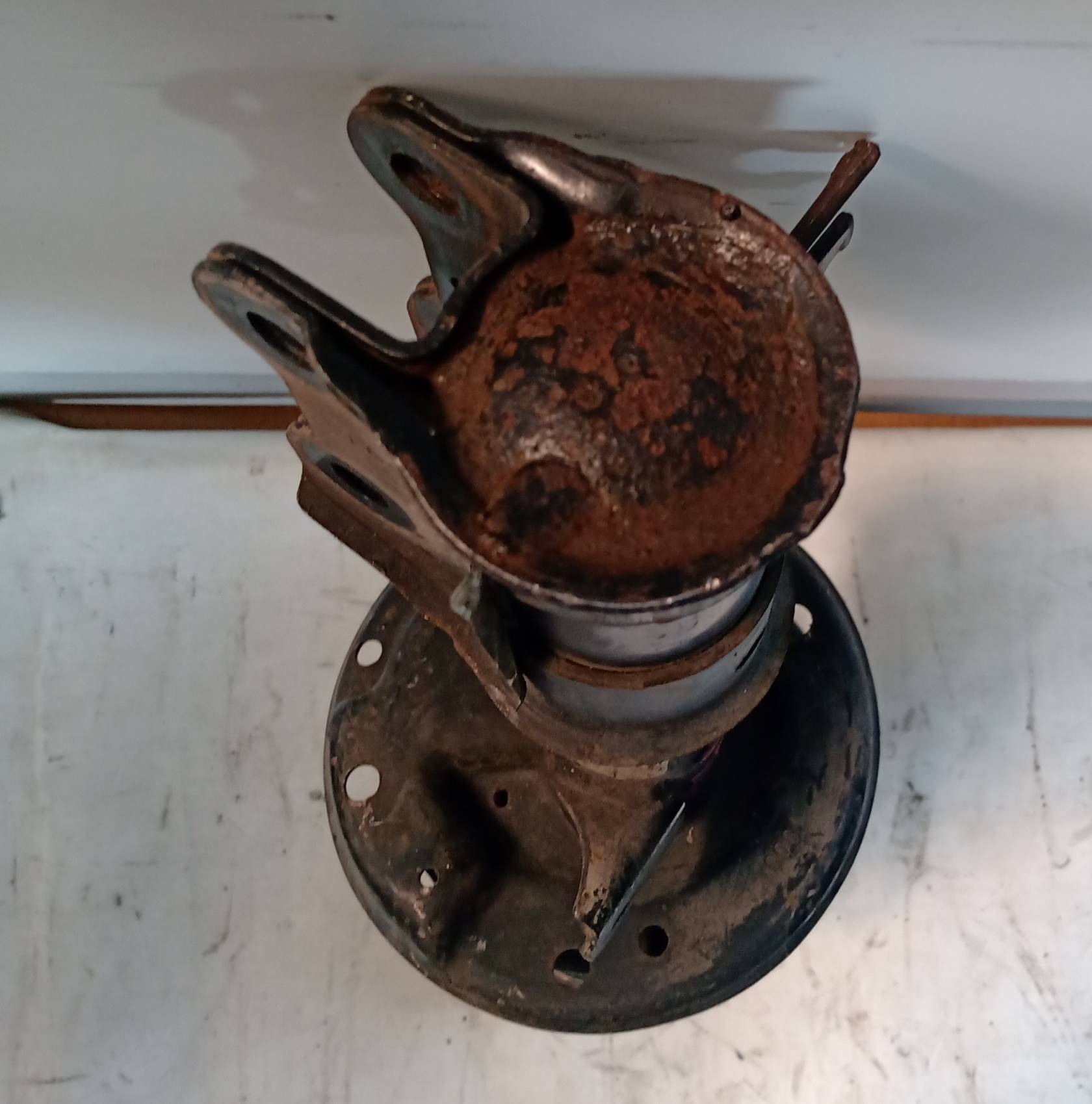 Ammortizzatore anteriore destro