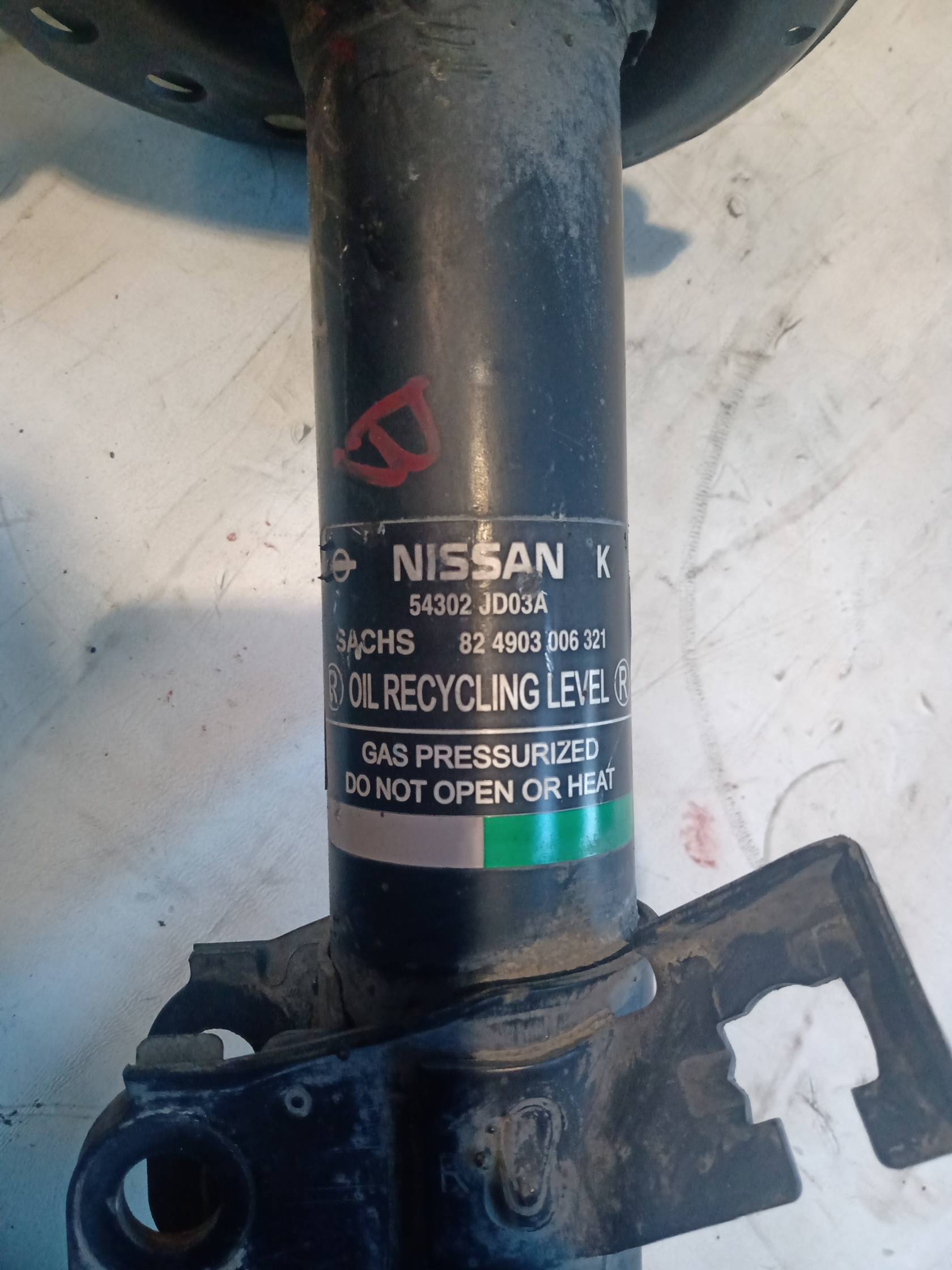 Ammortizzatore anteriore destro