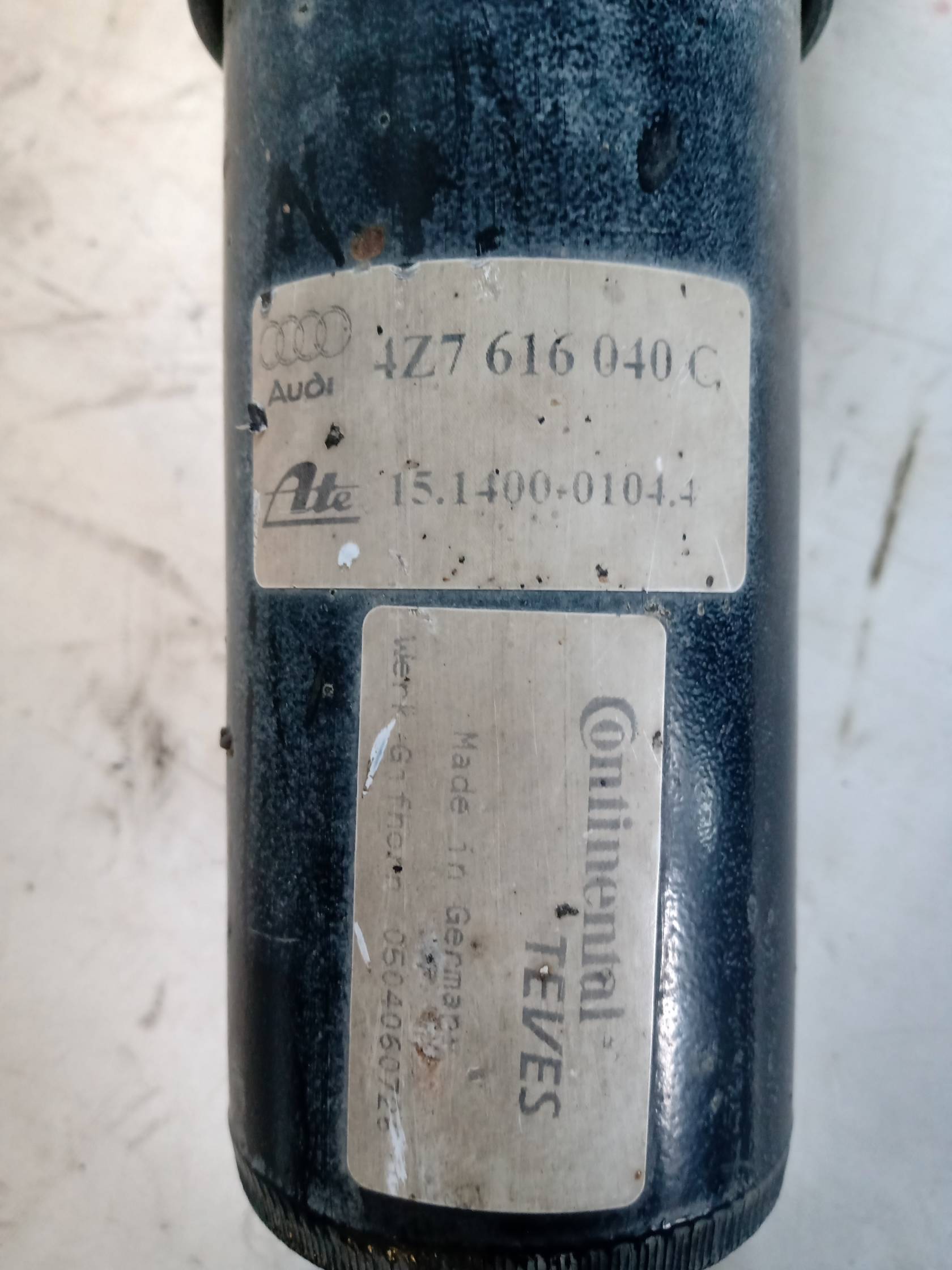 Ammortizzatore anteriore destro