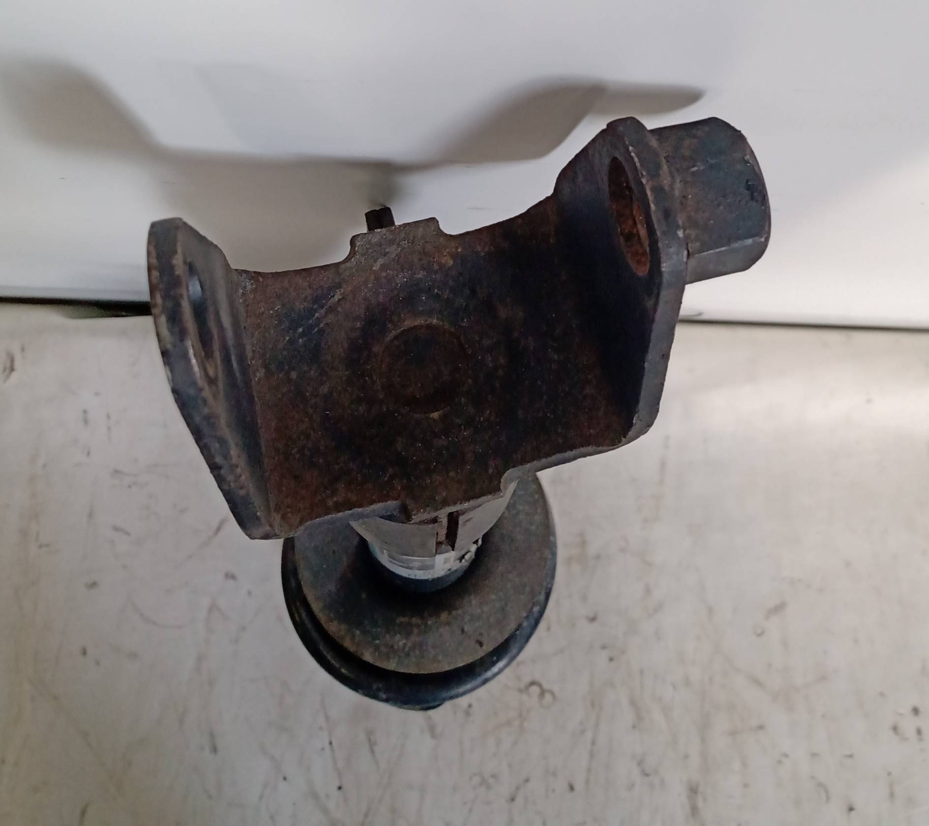 Ammortizzatore anteriore sinistro