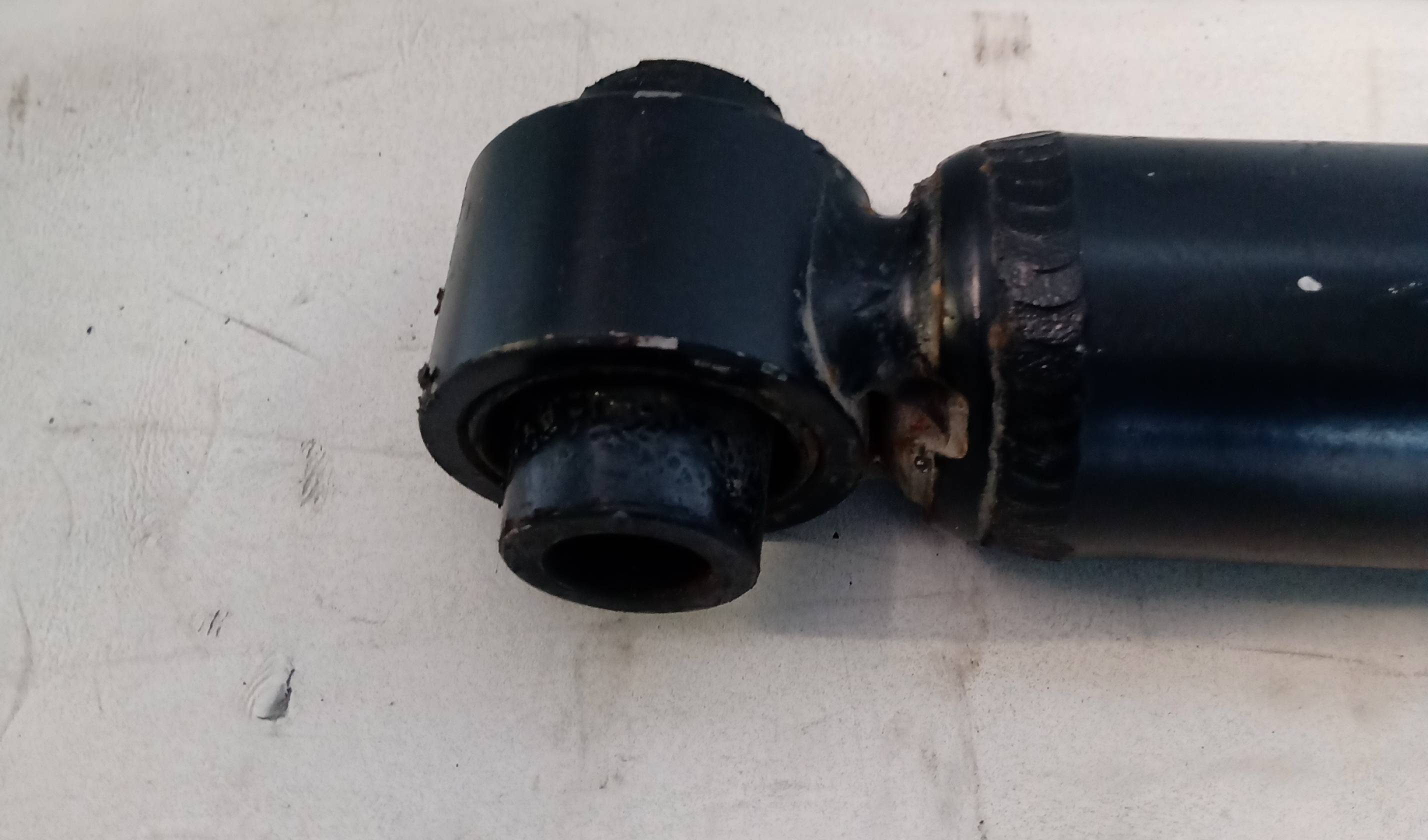 Ammortizzatore posteriore sinistro