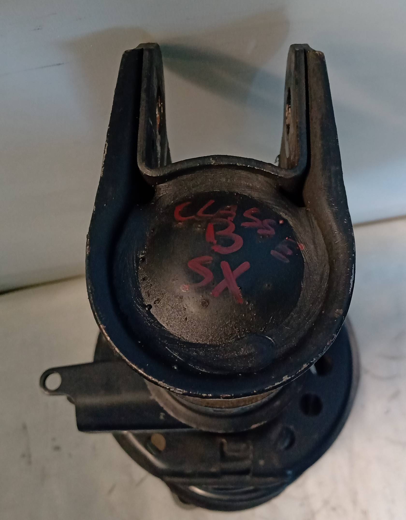 Ammortizzatore anteriore sinistro